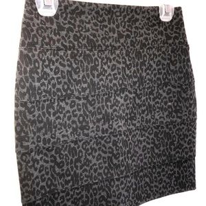 3/$30 Pencil skirt